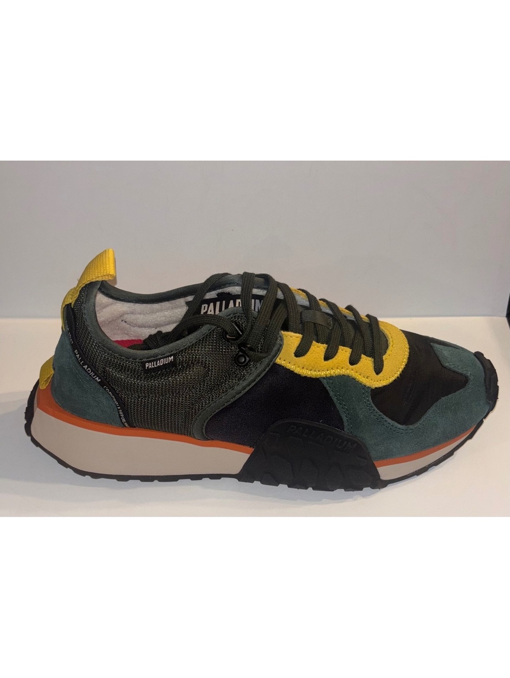 Palladium Troop Runner Mens 8.5 Womens 10 Green Yellow Trail Sneakers NIB